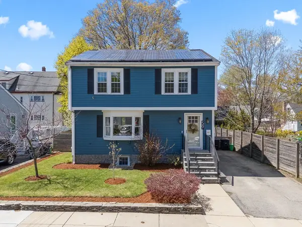 59 Wyvern St, Boston, MA 02131