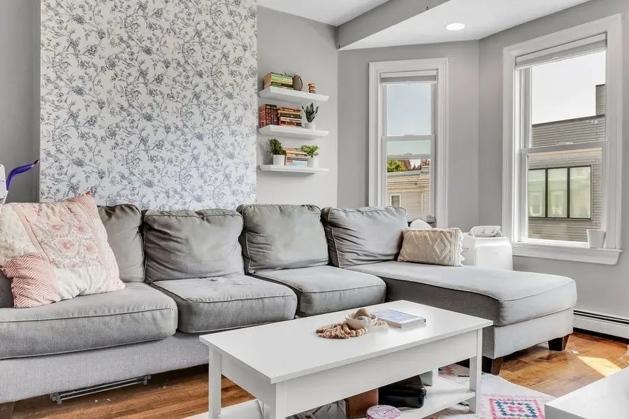 17 I St #3, Boston, MA 02127 - #2