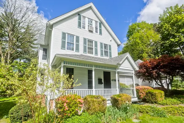 74 Woodbridge St, South Hadley, MA 01075
