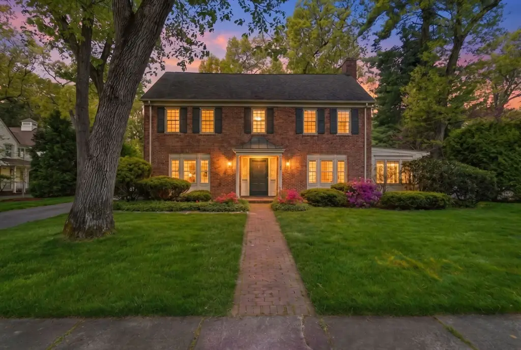 38 Oxford Road, Longmeadow, MA 01106 - #1