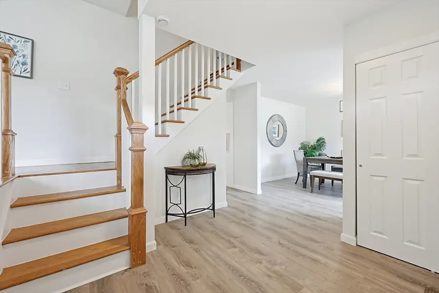 37 Temi Rd, Holliston, MA 01746 - #2