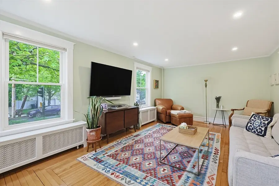 2 Cannon St, Newton, MA 02461 - #3