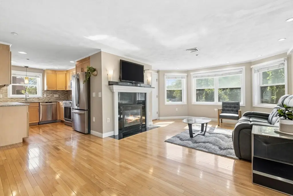 437 N Main St #C, Andover, MA 01810 - #1