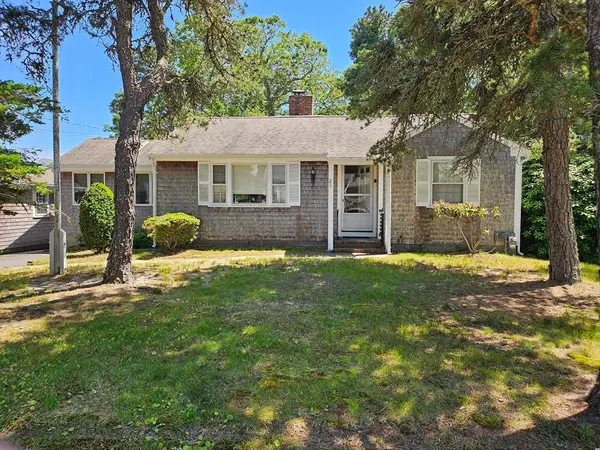 26 Pine Tree Road, Chatham, MA 02659