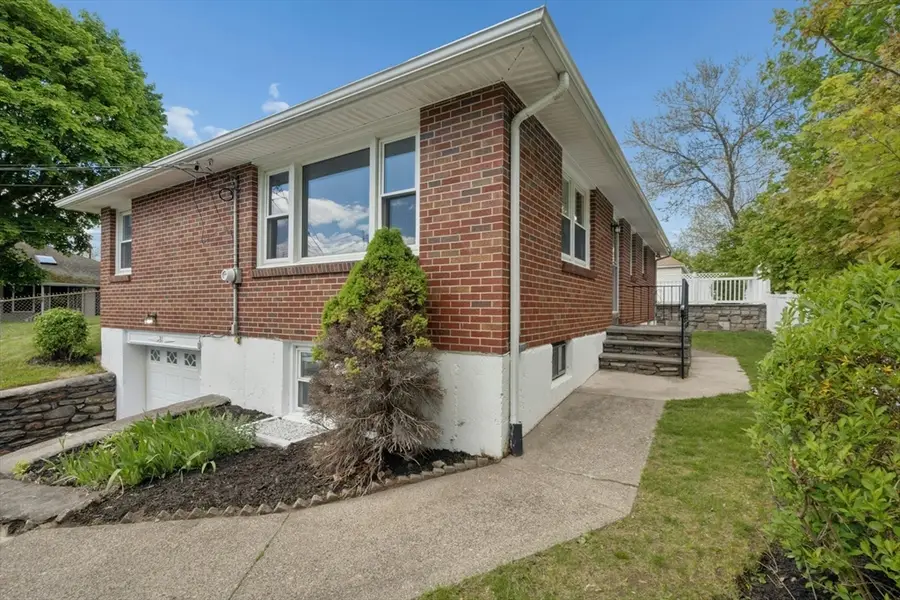 31 Villa Rd, Shrewsbury, MA 01545 - #3