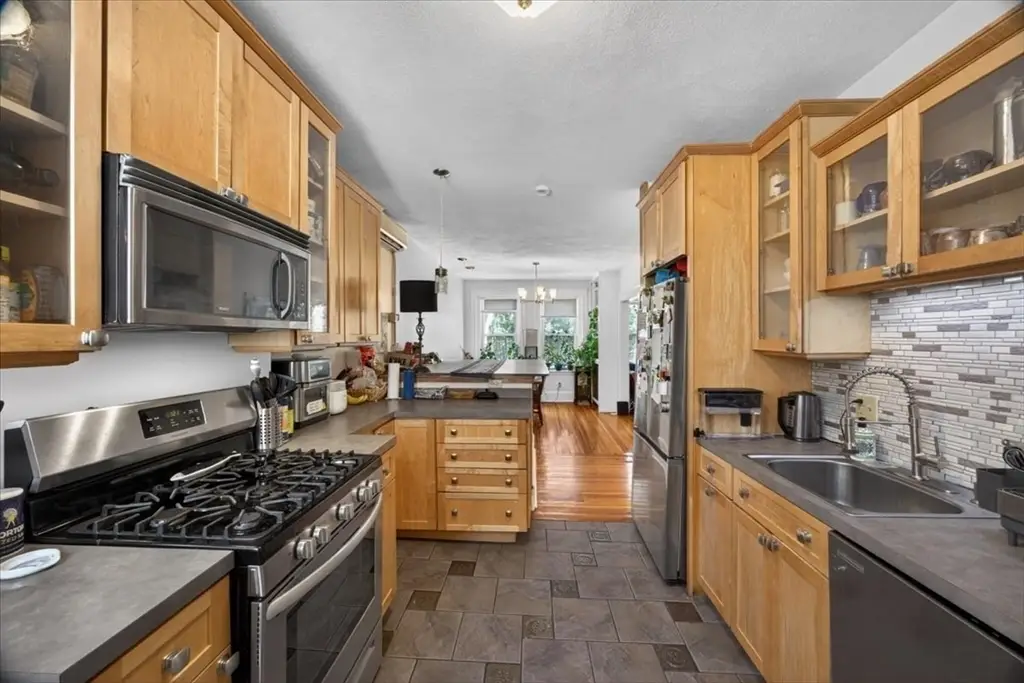 23 Netherlands Rd #1, Brookline, MA 02445 - #1