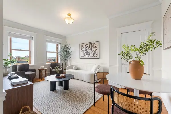 8 Garrison St #709, Boston, MA 02116