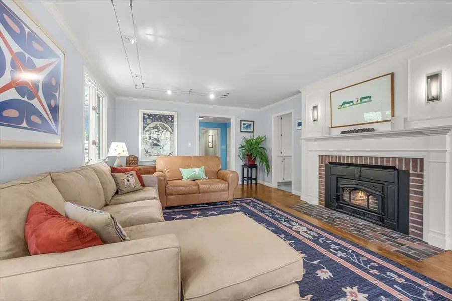 156 Duck Hill Rd, Duxbury, MA 02332 - #3