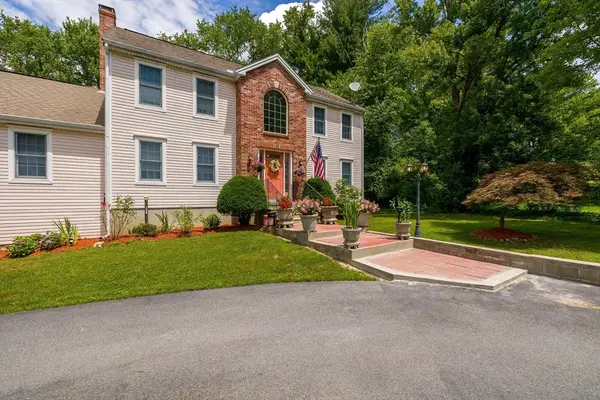 35 Burnap St., Auburn, MA 01501