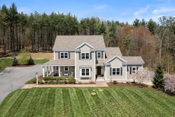 99 Red Gate Rd, Tyngsborough, MA 01879