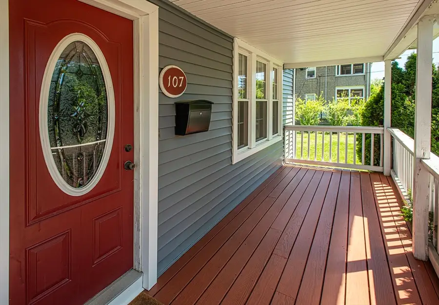 107 Lyman St, South Hadley, MA 01075 - #2