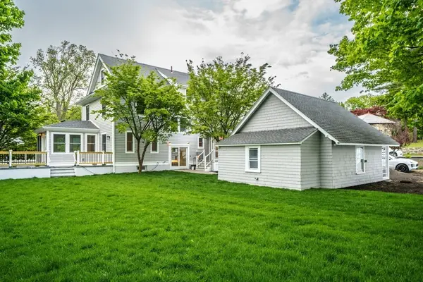 368 Worcester St, Wellesley, MA 02481