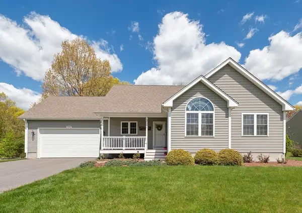 3080 Club House Dr, Dighton, MA 02715