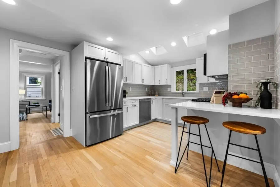 127 Prospect St, Wellesley, MA 02481 - #2