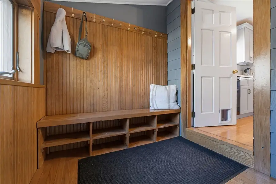 6 Adams St, Danvers, MA 01923 - #3