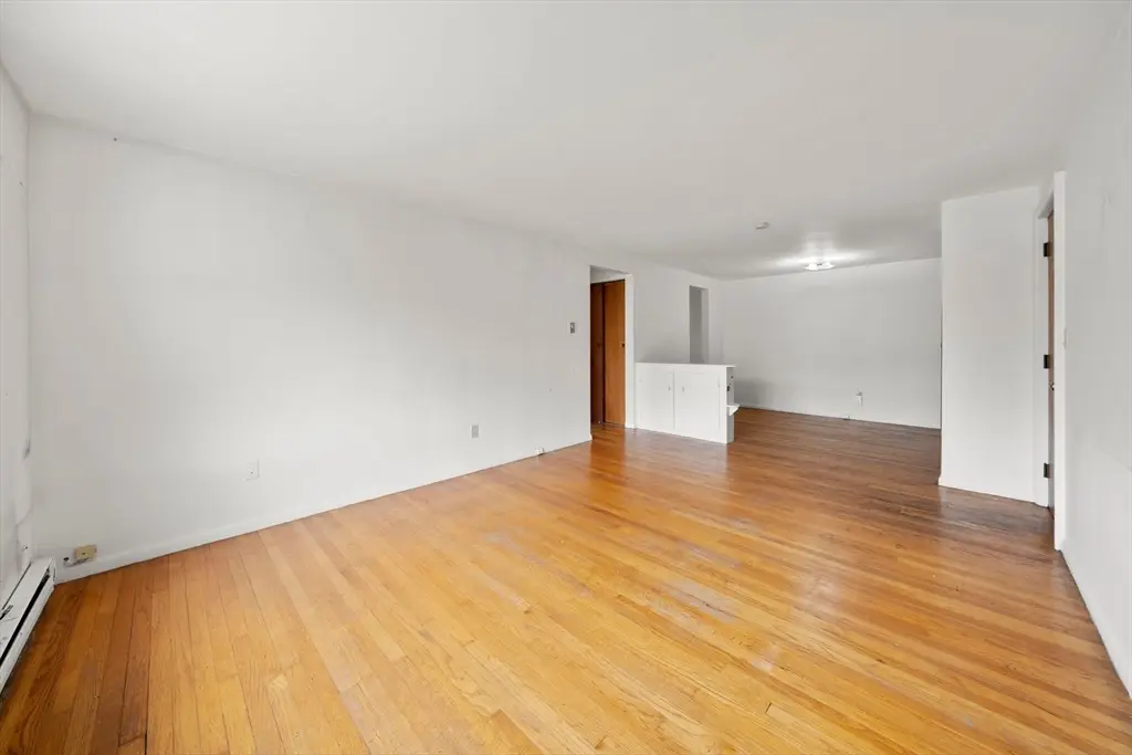 11 Colonial Village Dr #8, Arlington, MA 02474 - #1