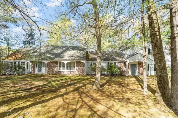 4 Northway, Lynnfield, MA 01940
