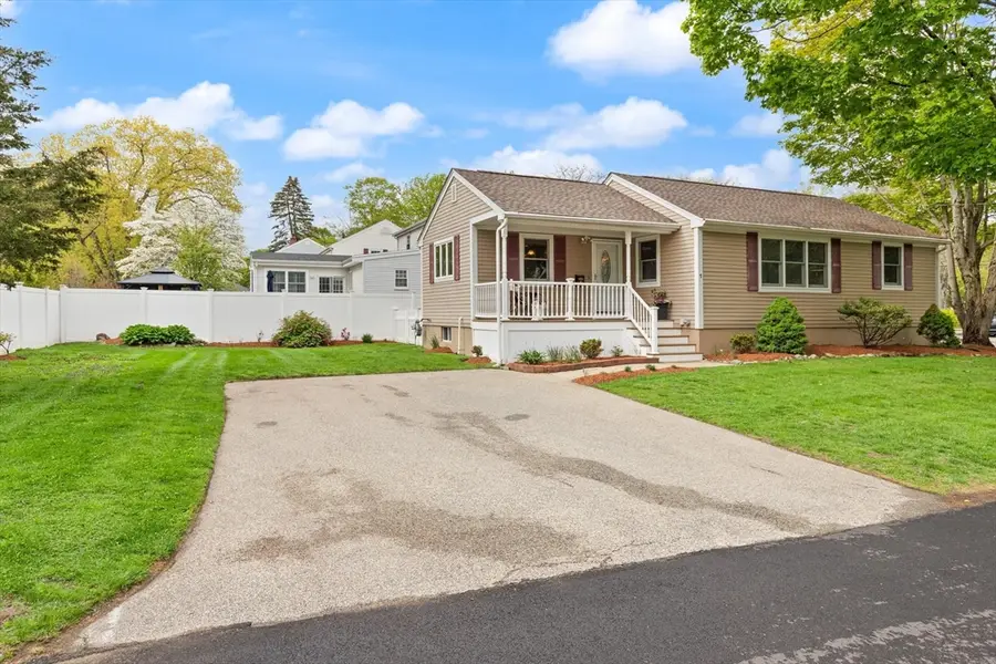7 King Street, Reading, MA 01867 - #3