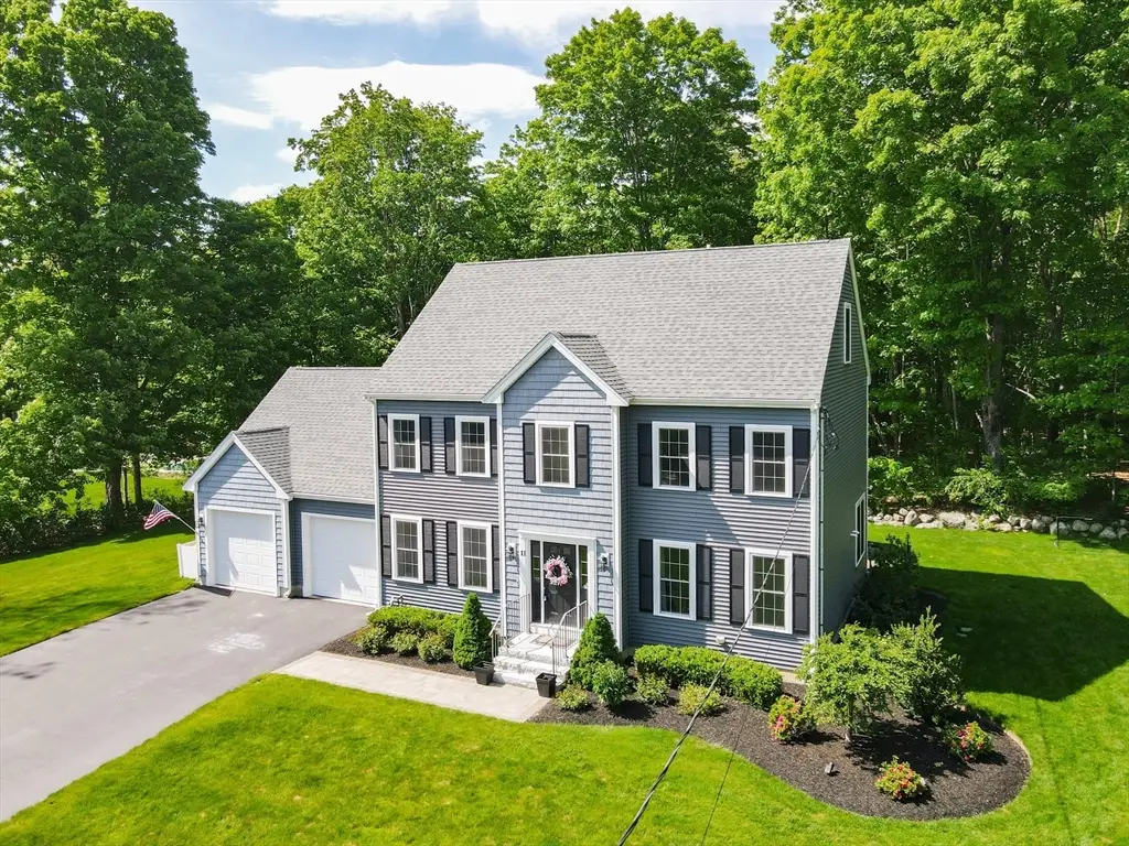 11 Highland St, Easton, MA 02375 - #1