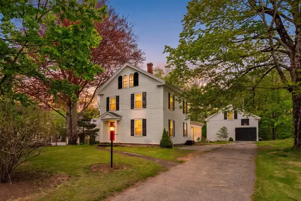 10 Maple, Sturbridge, MA 01566