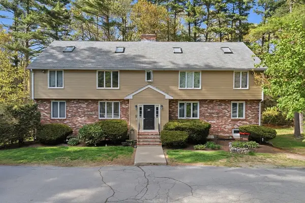23 Hilltop Lane #1, Easton, MA 02375