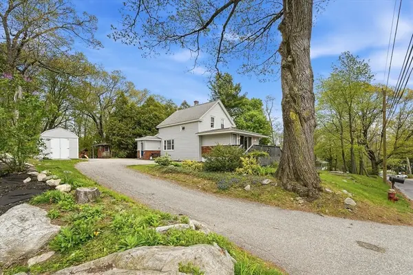182 Leicester St, Auburn, MA 01501