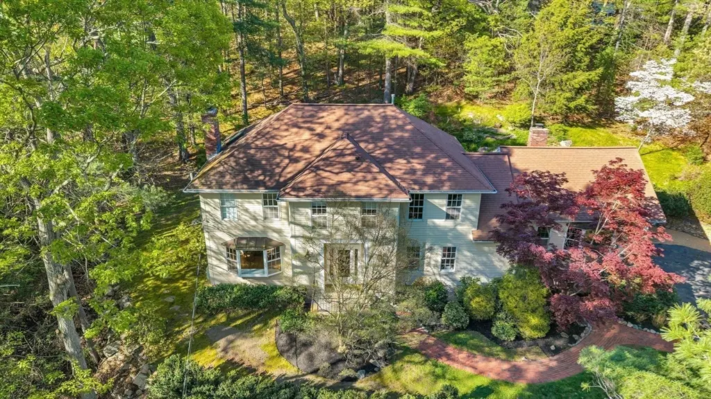 20 Old Rd, Weston, MA 02493 - #1