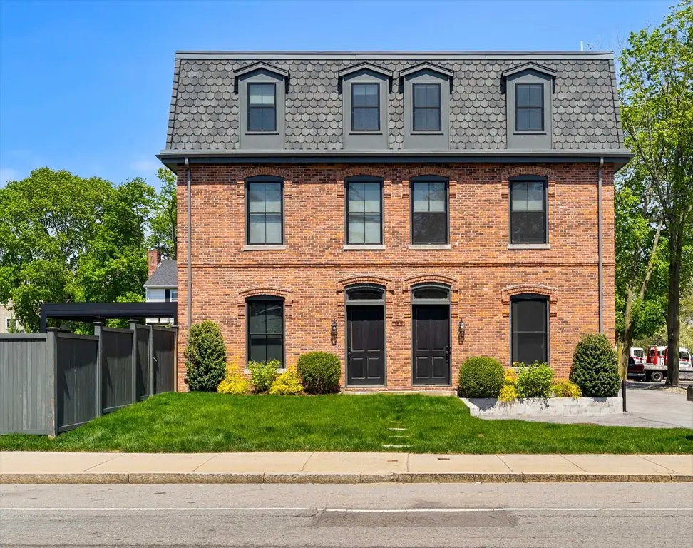 165 River St #2, Waltham, MA 02453 - #1