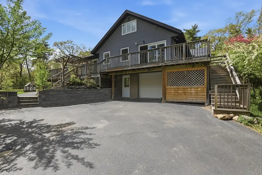 31 Chapman Rd, Boxford, MA 01921 - #3