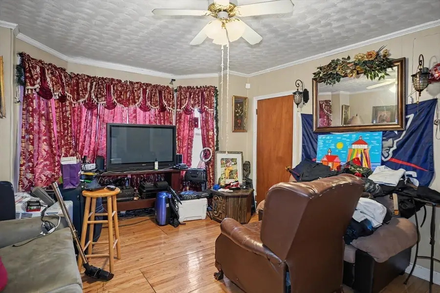 31 East Walnut Street, Taunton, MA 02780 - #2
