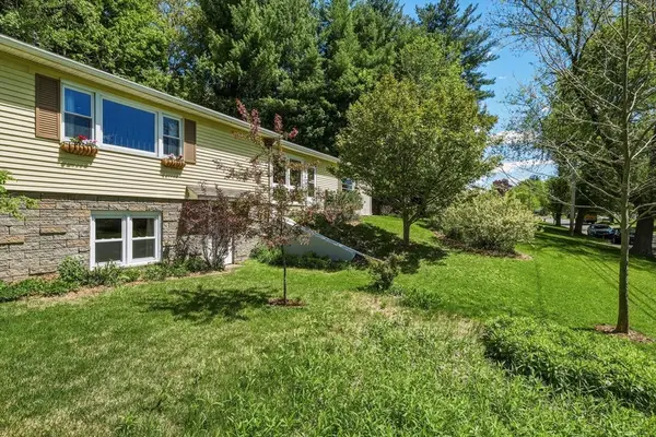 16 Saybrook Cir, South Hadley, MA 01075
