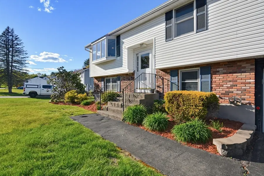 37 Cresthaven Drive, Burlington, MA 01803 - #3