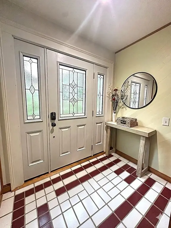 251 Cox St, Hudson, MA 01749 - #2