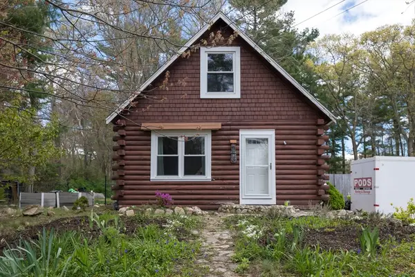 792 Mill St, Marion, MA 02738