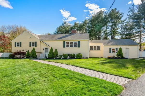 13 Pinecrest Road, Andover, MA 01810
