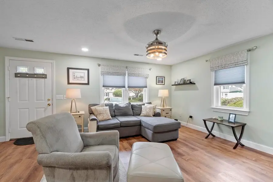 103 Main Street #18, Pepperell, MA 01463 - #3