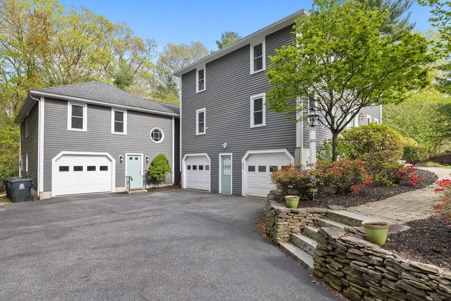 25 Towpath Dr, Wilmington, MA 01887 - #3