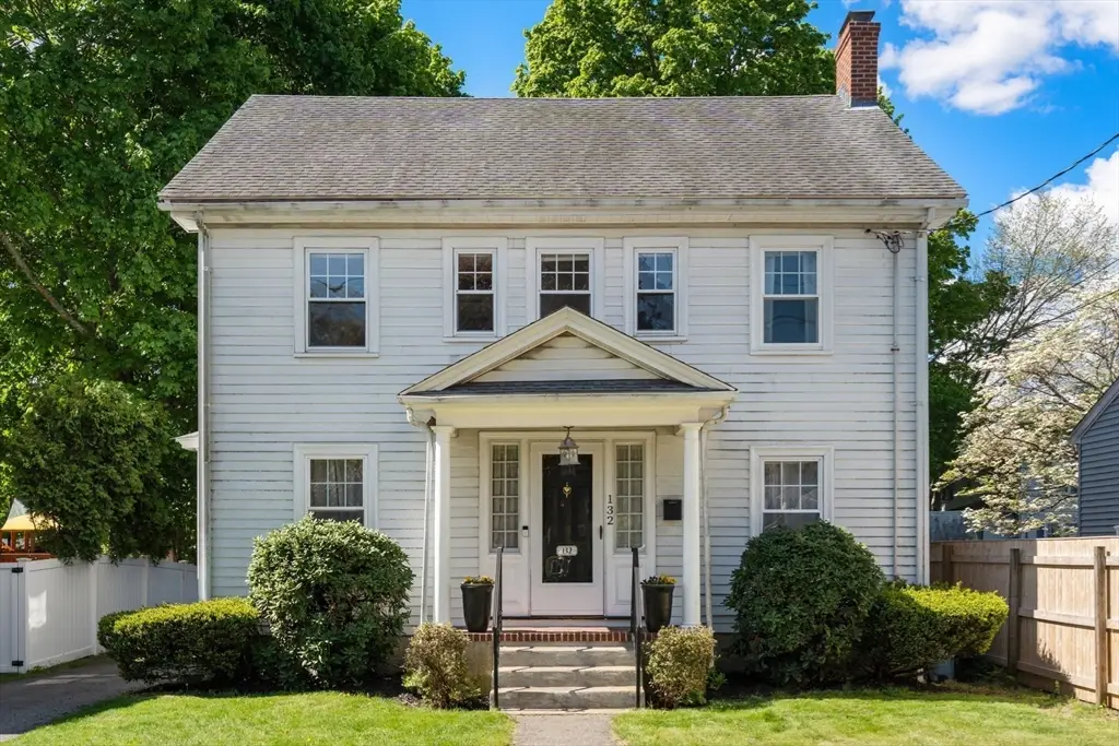132 Dale St, Waltham, MA 02451 - #1