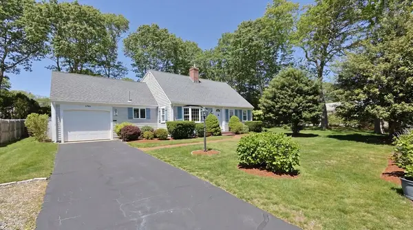 2 Saint Andrews Way, Yarmouth, MA 02664