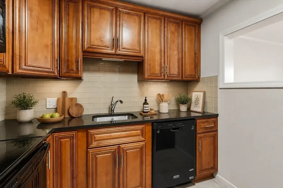 4 Tara Drive #4, Weymouth, MA 02188 - #3