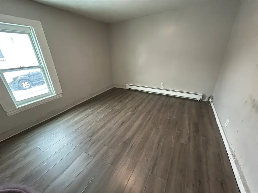7 Liberty St, Worcester, MA 01605 - #2