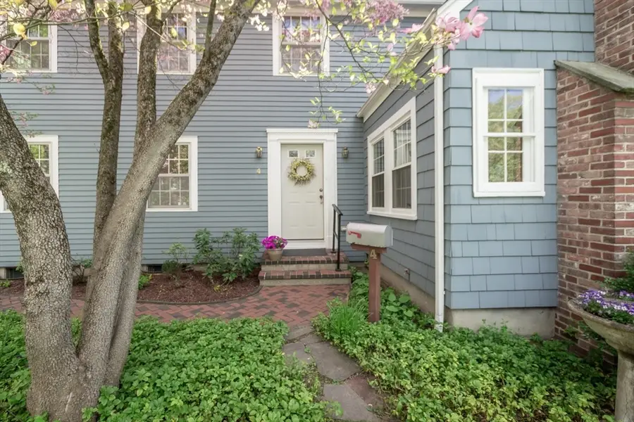4 Crescent St, Natick, MA 01760 - #2