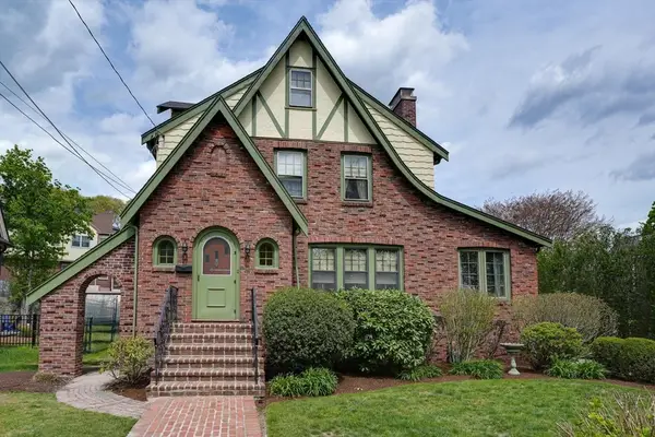 11 Venner Road, Arlington, MA 02476