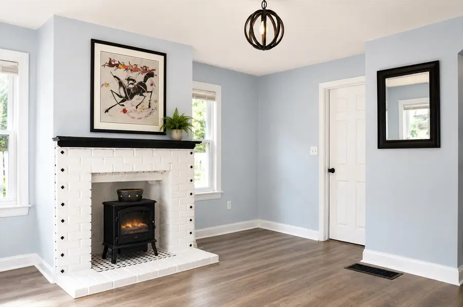 196 E Main St #C, Avon, MA 02322 - #2