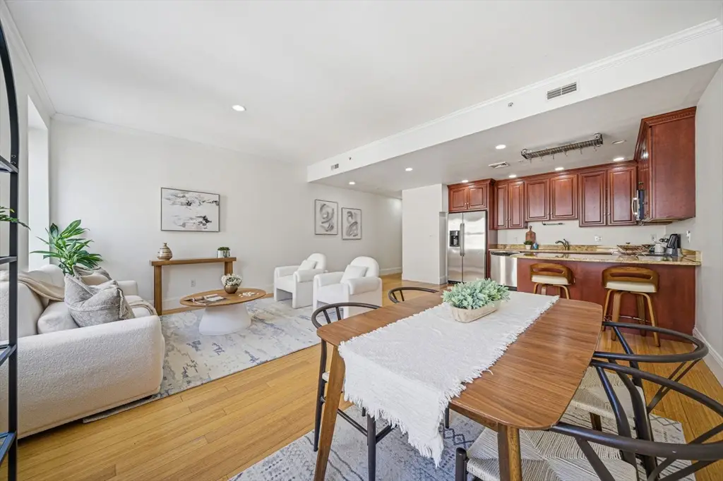 55 Temple Pl #4, Boston, MA 02111 - #1