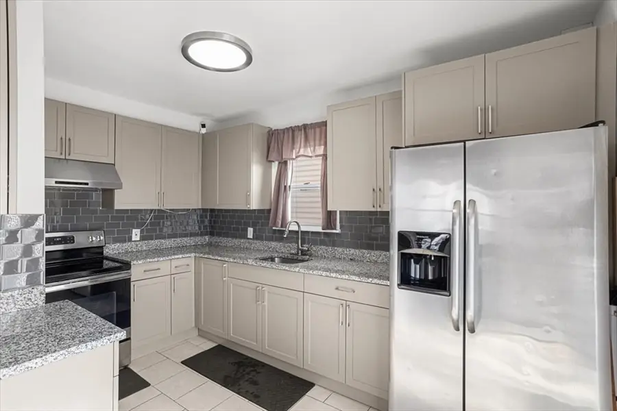 358 Northup, Cranston, RI 02905 - #3