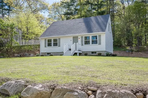 30 Collins Rd, Northborough, MA 01532