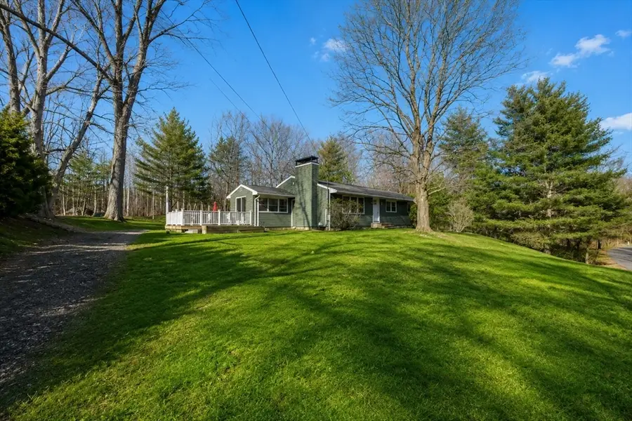 3 Santom St, Auburn, MA 01501 - #2