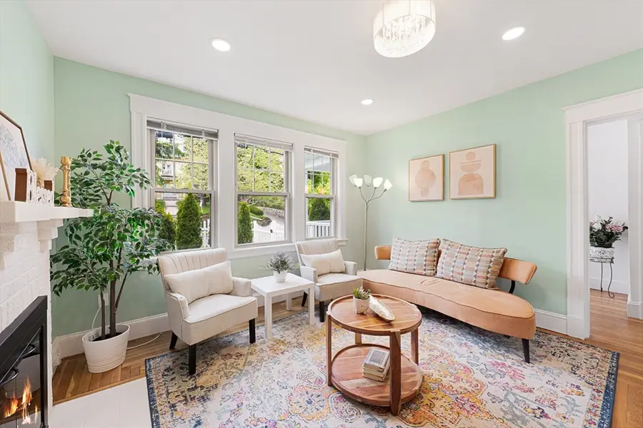 126 White #126, Belmont, MA 02478 - #3