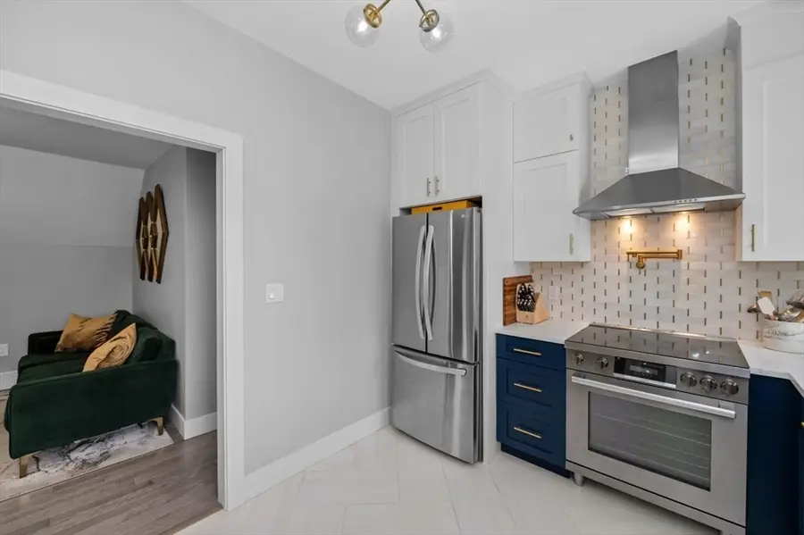 139 Florence St #139, Boston, MA 02131 - #3